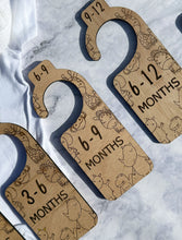 Load image into Gallery viewer, Wooden Nursery Closet Dividers with Cute Animal Designs - Baby Wardrobe Organizers