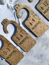 Load image into Gallery viewer, Wooden Nursery Closet Dividers with Cute Animal Designs - Baby Wardrobe Organizers
