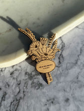 Load image into Gallery viewer, Engraved Floral Wooden Favours for Wedding Guests - Unique Mr & Mrs Keepsakes