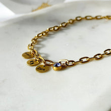 Load image into Gallery viewer, Dainty Circle Pendant Name Necklace with birthstone