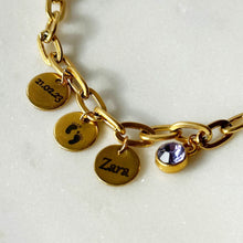 Load image into Gallery viewer, Dainty Circle Pendant Name Necklace with birthstone