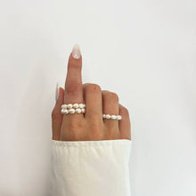 Load image into Gallery viewer, pearl rings