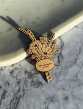Load image into Gallery viewer, Engraved Floral Wooden Favours for Wedding Guests - Unique Mr &amp; Mrs Keepsakes
