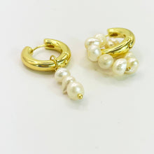 Load image into Gallery viewer, Asymmetric Pearl Earring
