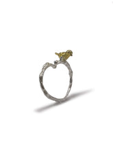 Load image into Gallery viewer, Vintage Silver Bird Ring
