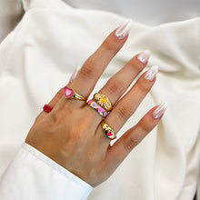 Load image into Gallery viewer, Pink Heart Ring set
